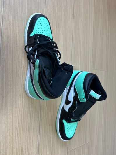 Nike Air Jordan 1 High OG "Green Glow"