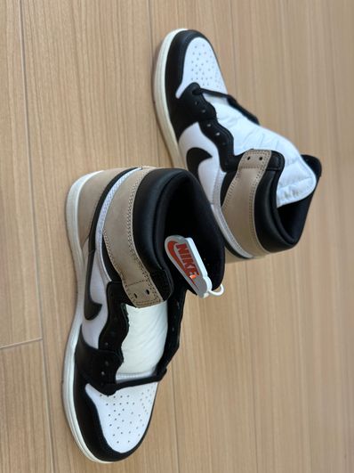 Nike Women's Air Jordan 1 Retro High OG "Latte"