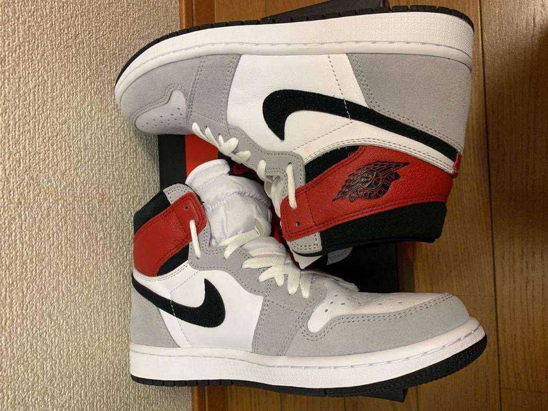 Nike Air Jordan 1 High OG "White/Black/Light Smoke Grey"