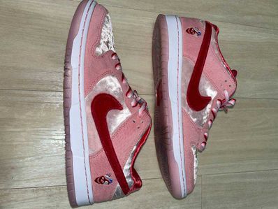 Strangelove × Nike SB Dunk Low "Valentine’s Day"