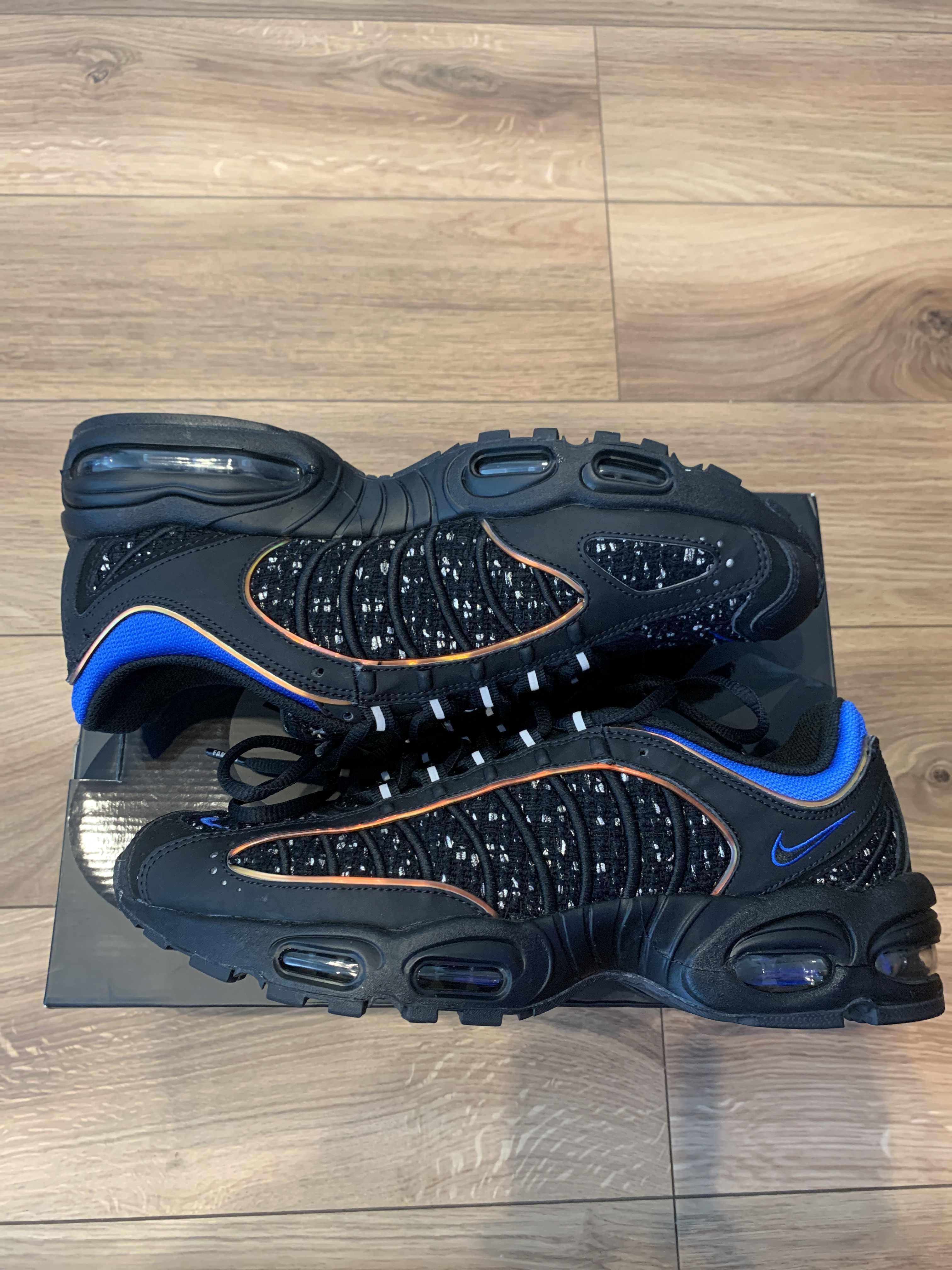 Supreme × Nike Air Max Tailwind 4 "Black"