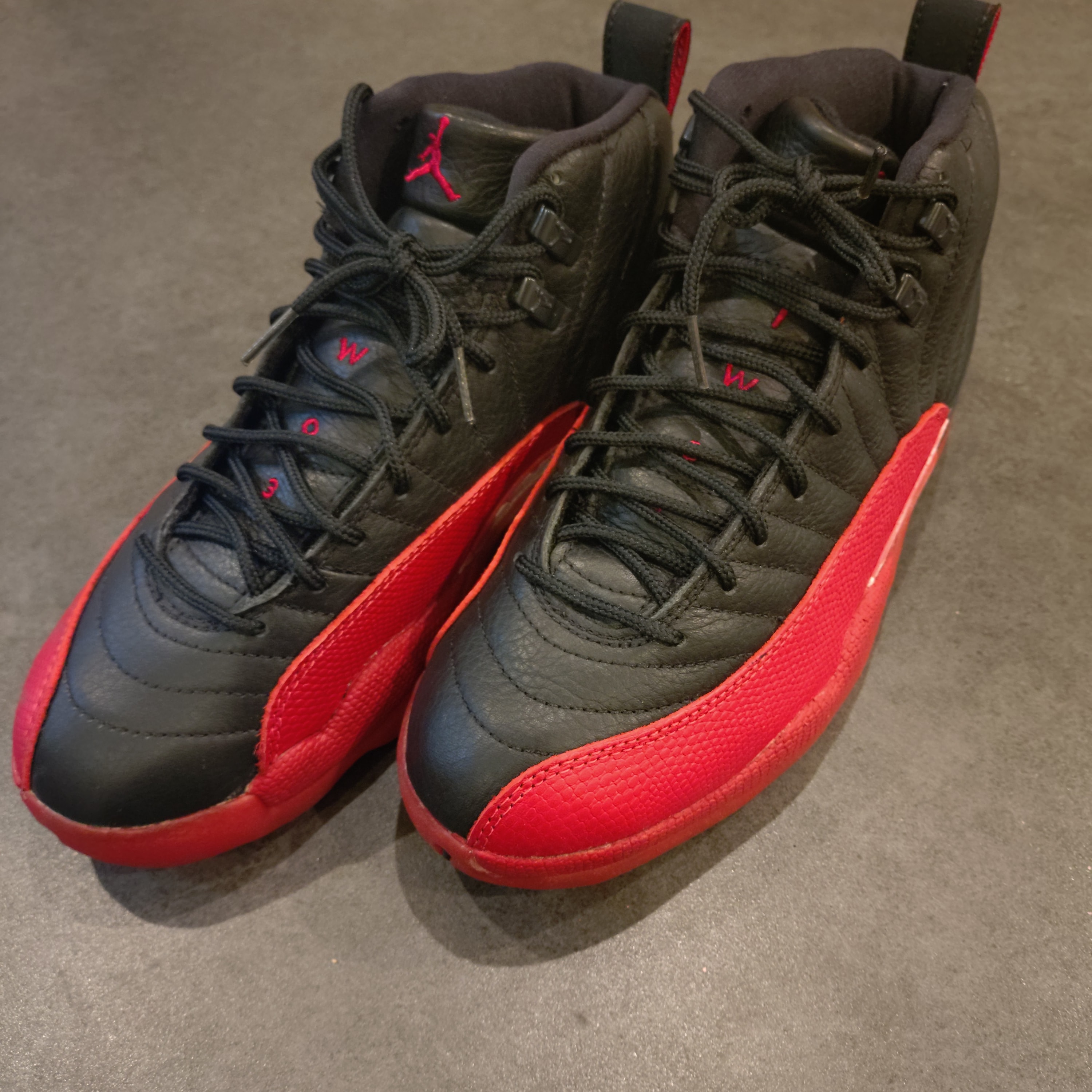 Nike Air Jordan 12 OG "Flu Game" (1997)