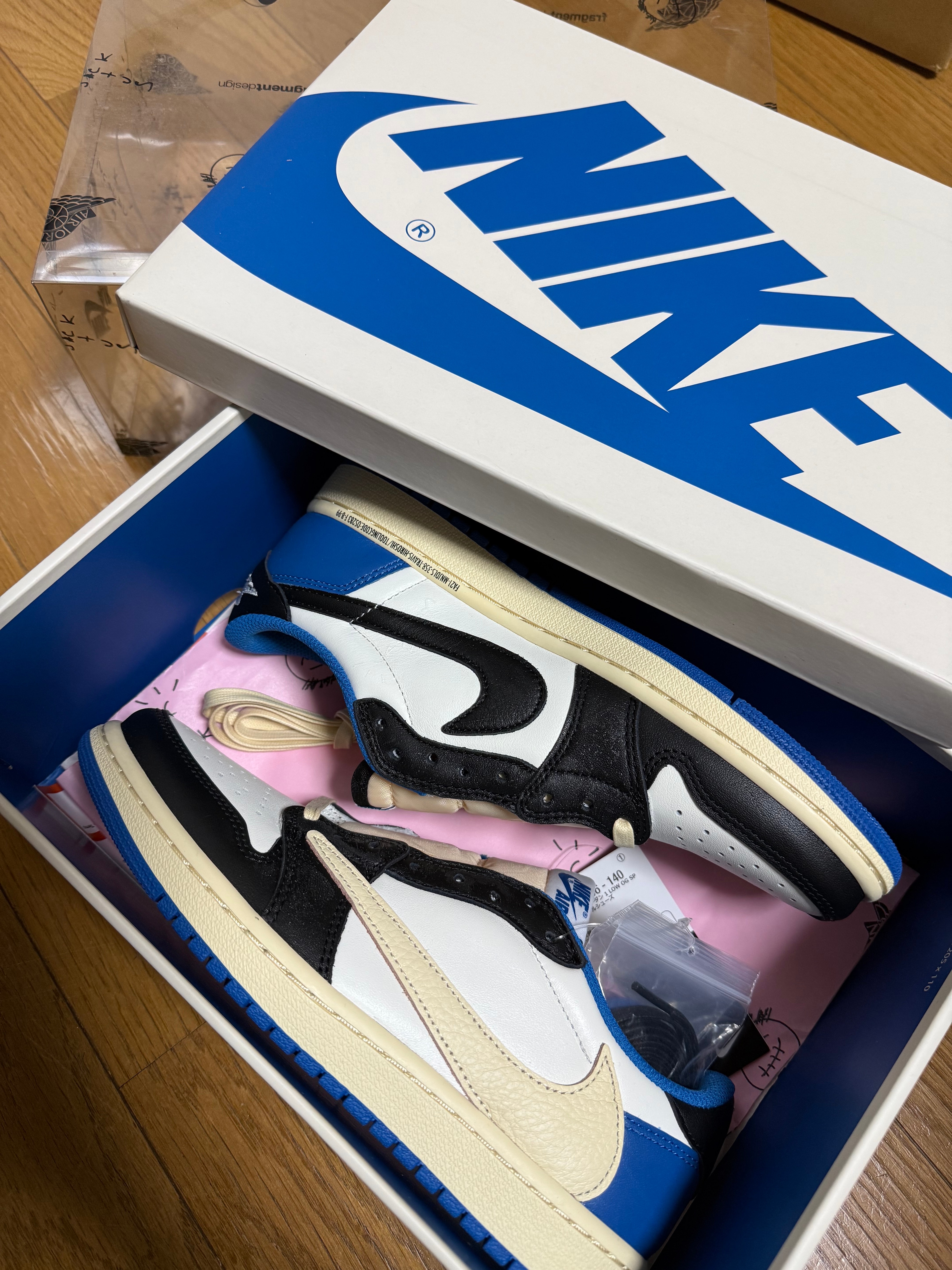 Travis Scott × fragment design × Nike Air Jordan 1 Low OG SP "Military Blue"