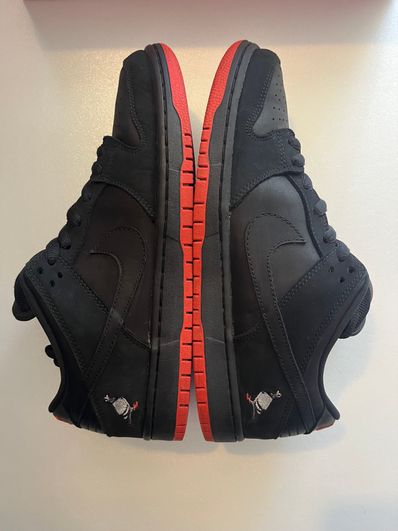 Nike SB Dunk Low TRD QS "Black Pigeon"