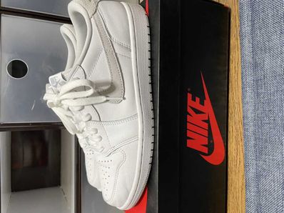Nike Air Jordan 1 Low OG "Neutral Grey"