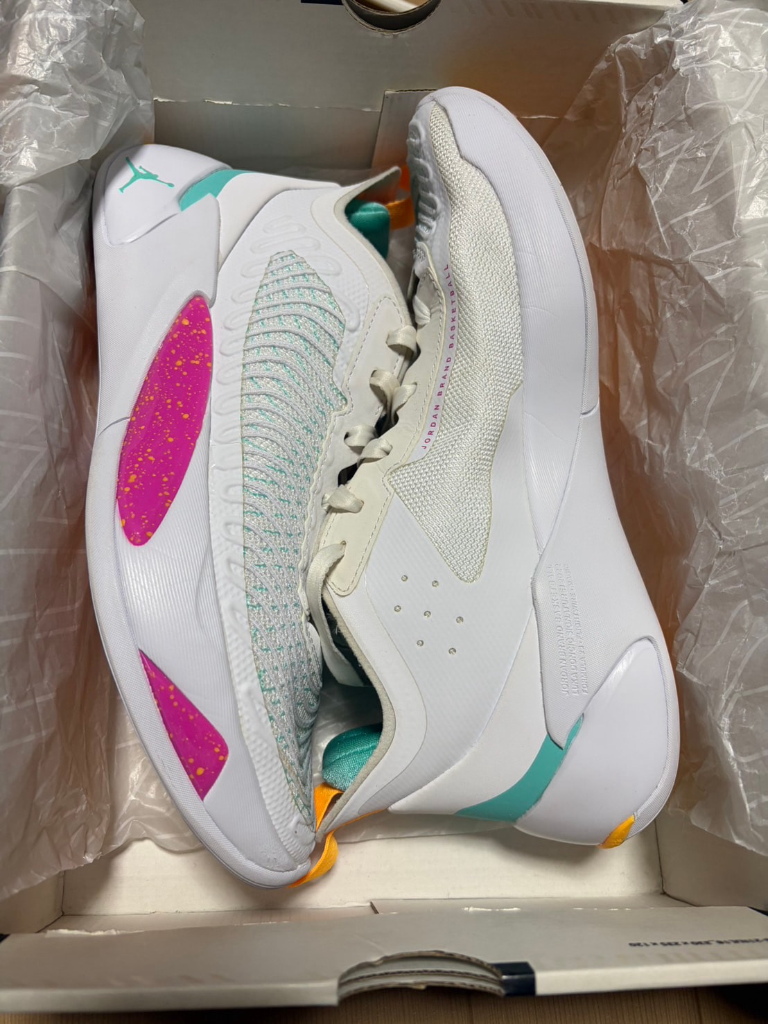 Nike Luka 1 "White/Fire Pink"