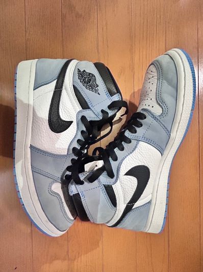 Nike Air Jordan 1 High OG "University Blue"