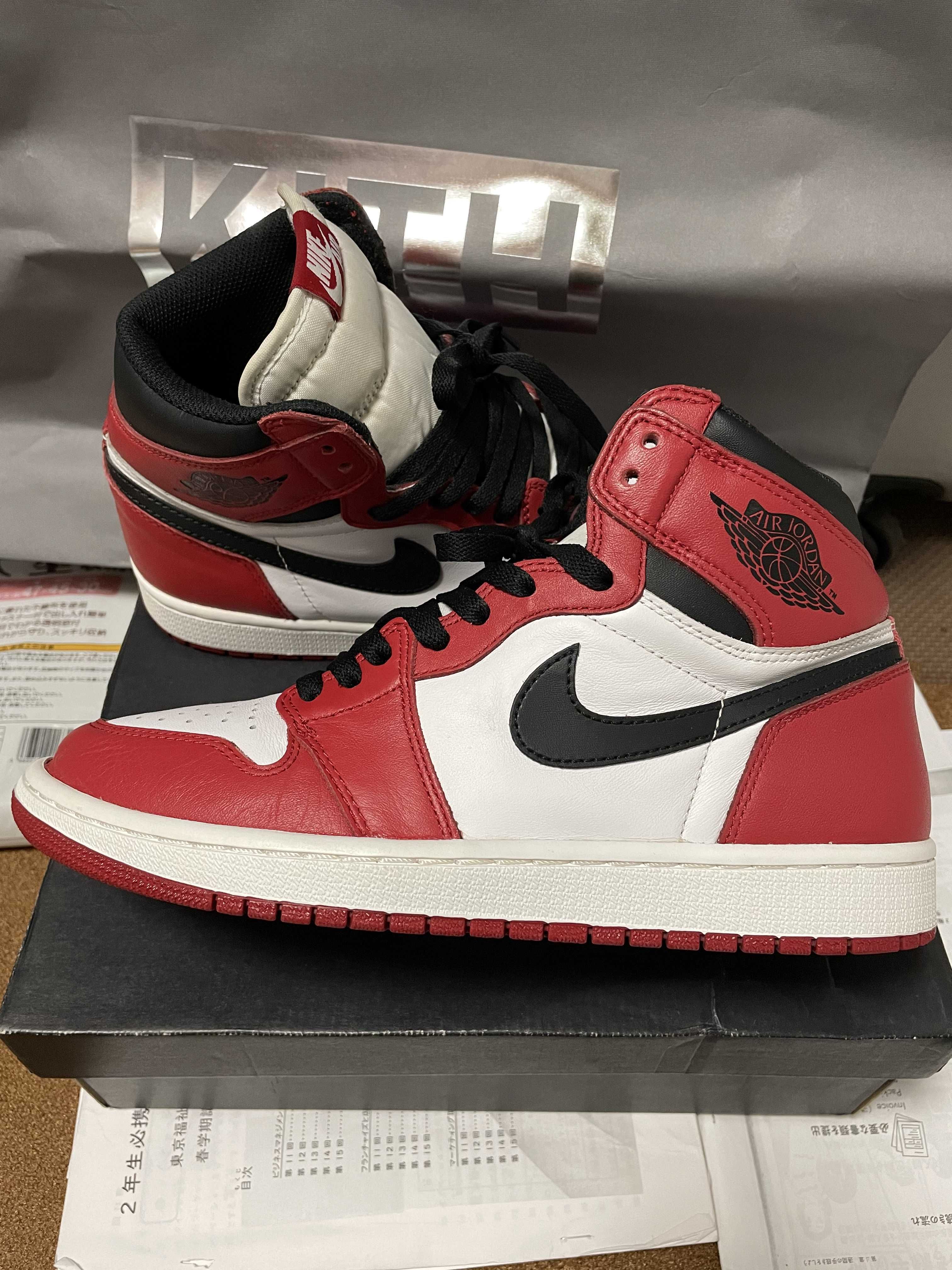 Nike Air Jordan 1 Retro High "Chicago" (2015)