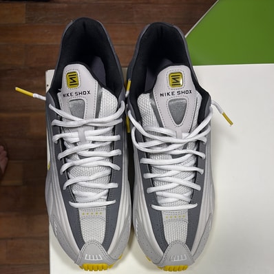 Nike Shox R4 "Bright Citron"