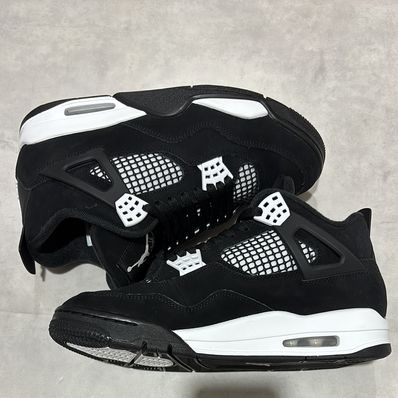 Nike Air Jordan 4 Retro "White Thunder"