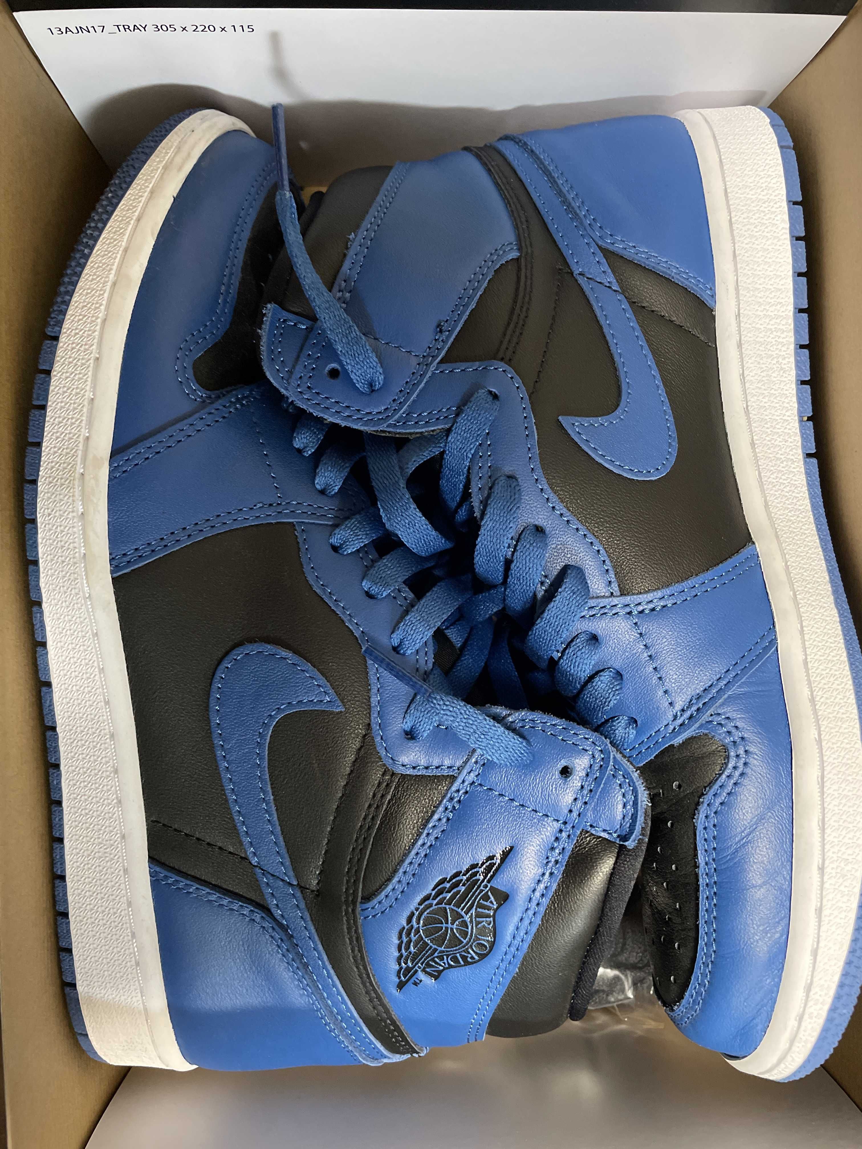 Nike Air Jordan 1 Retro High OG "Dark Marina Blue"
