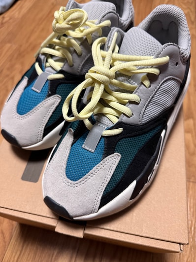 adidas YEEZY Boost 700 "Wave Runner"