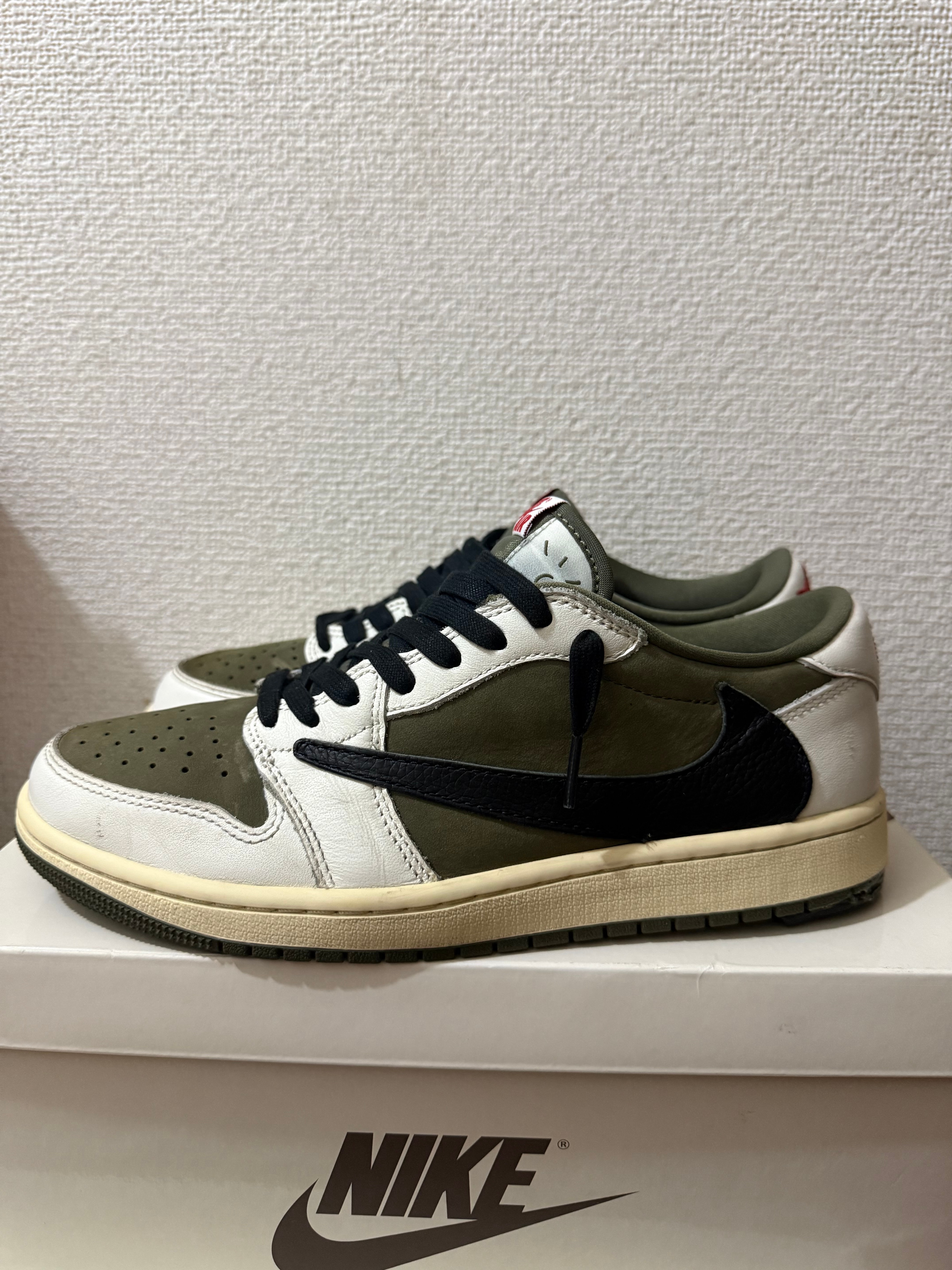 Travis Scott × Nike Air Jordan 1 Low OG SP "Reverse Olive"