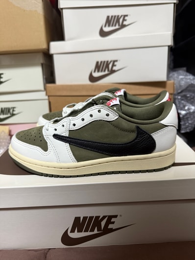 Travis Scott × Nike Air Jordan 1 Low OG SP "Reverse Olive"