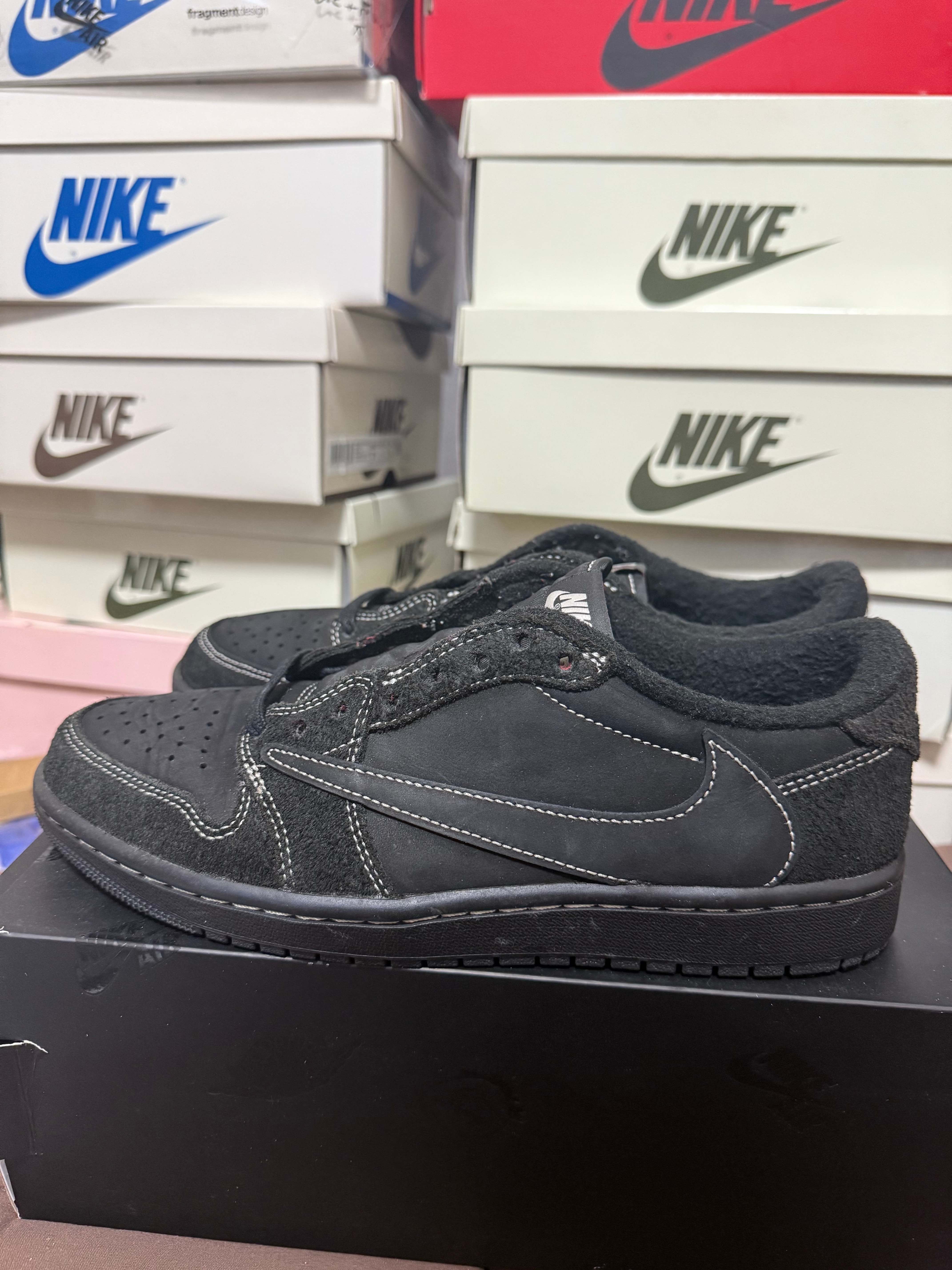 Travis Scott × Nike Air Jordan 1 Low OG SP "Black Phantom"