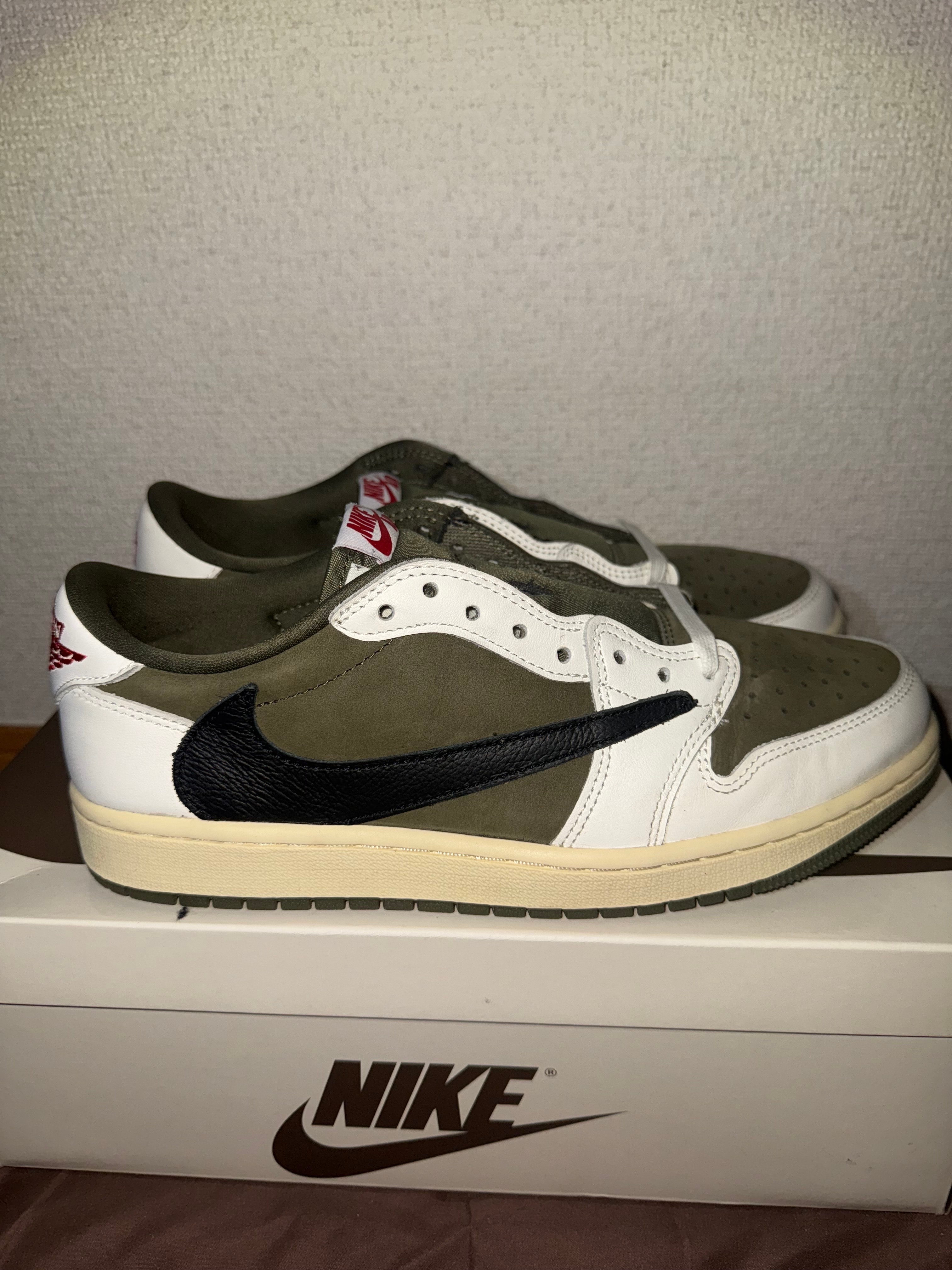 Travis Scott × Nike Air Jordan 1 Low OG SP "Reverse Olive"