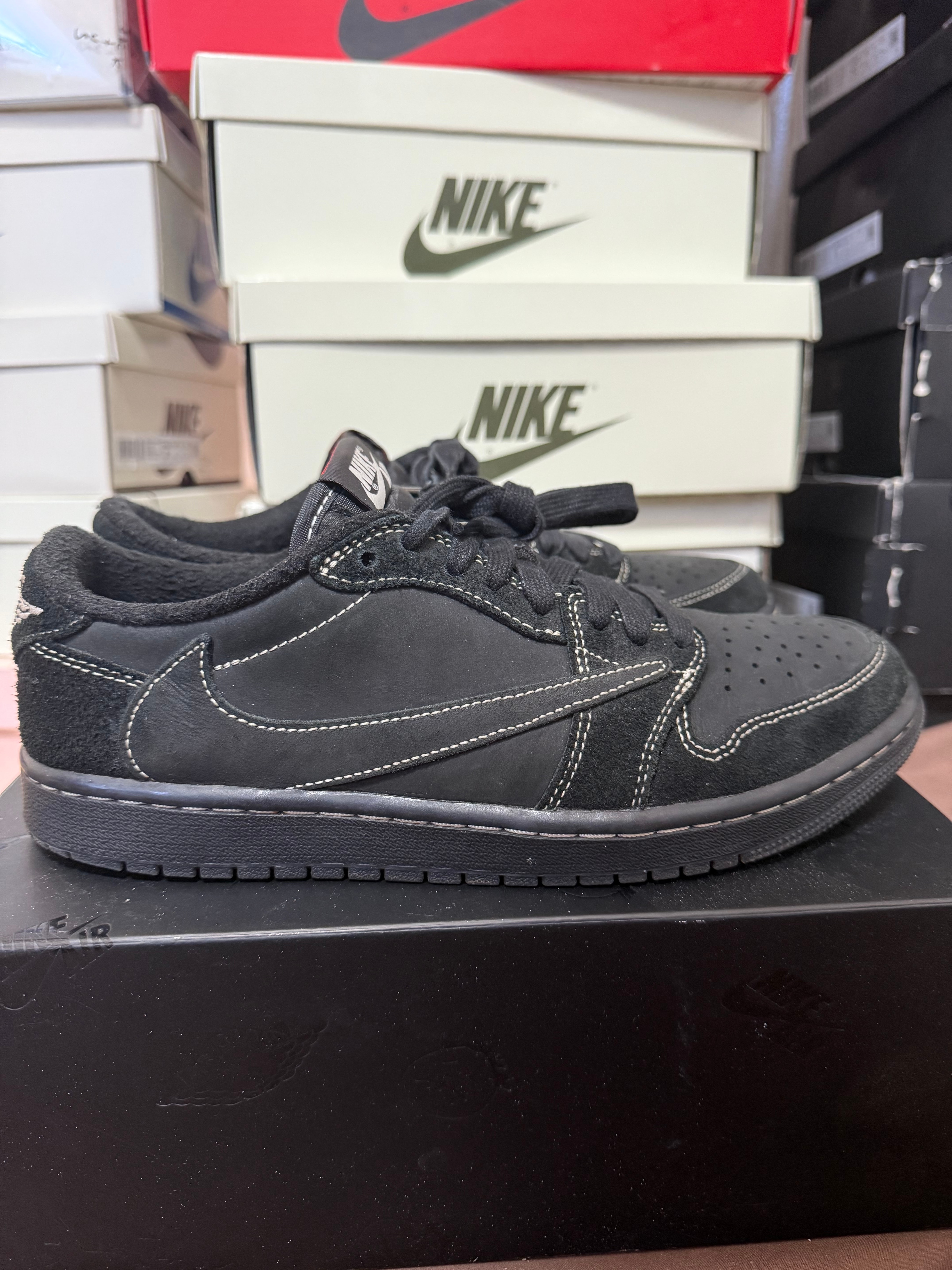 Travis Scott × Nike Air Jordan 1 Low OG SP "Black Phantom"
