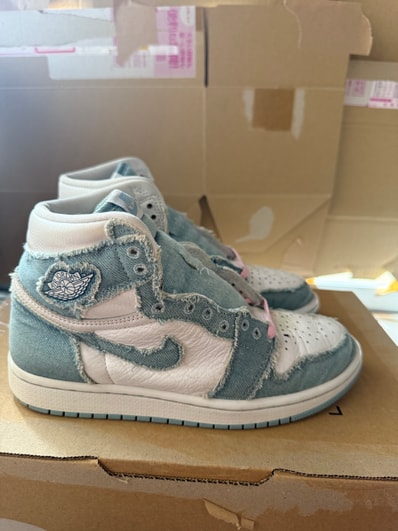 Nike Women's Air Jordan 1 High OG "Denim"
