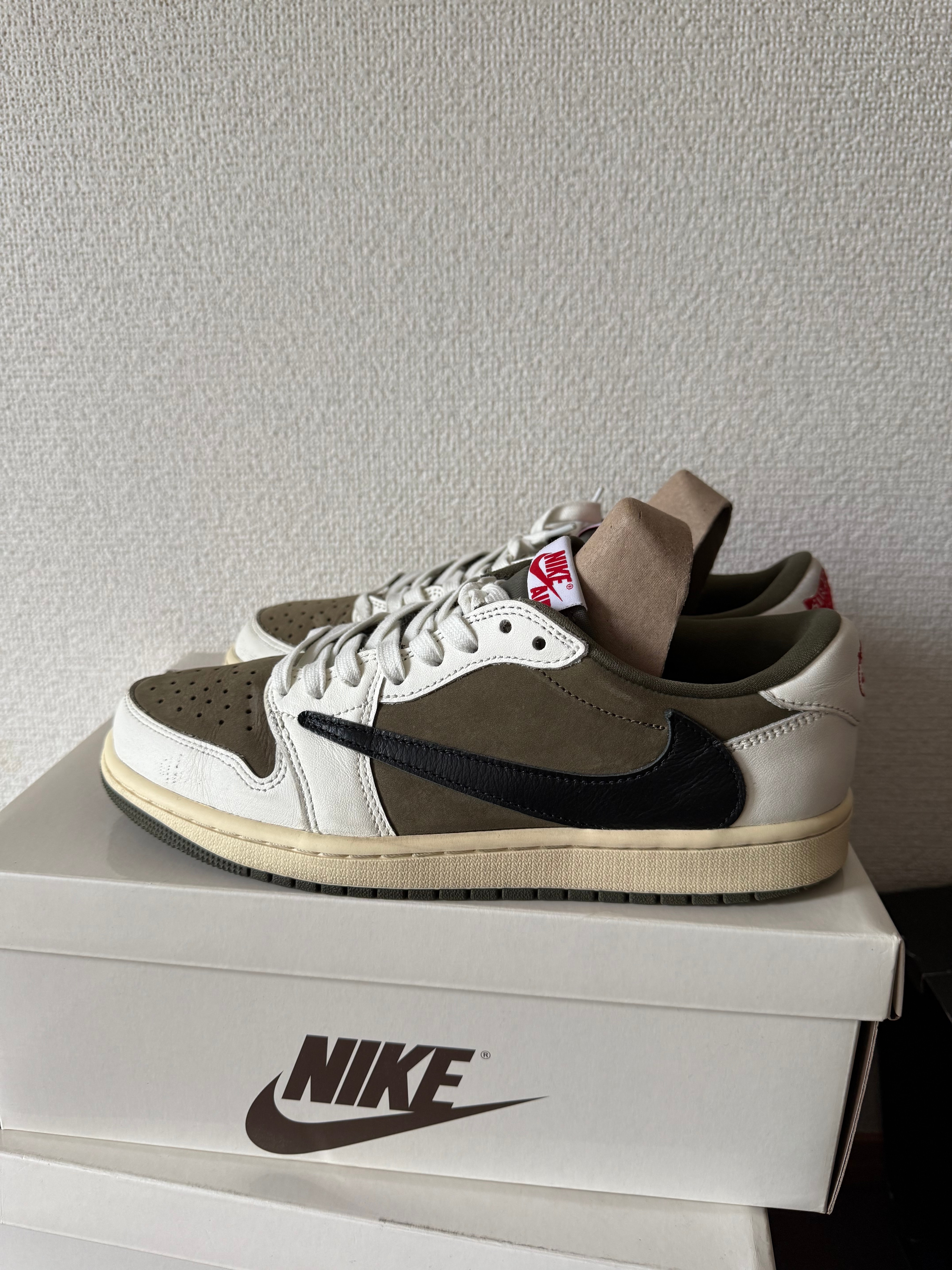 Travis Scott × Nike Air Jordan 1 Low OG SP "Reverse Olive"