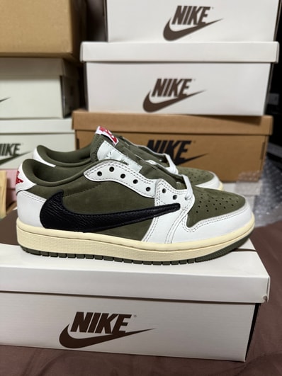 Travis Scott × Nike Air Jordan 1 Low OG SP "Reverse Olive"