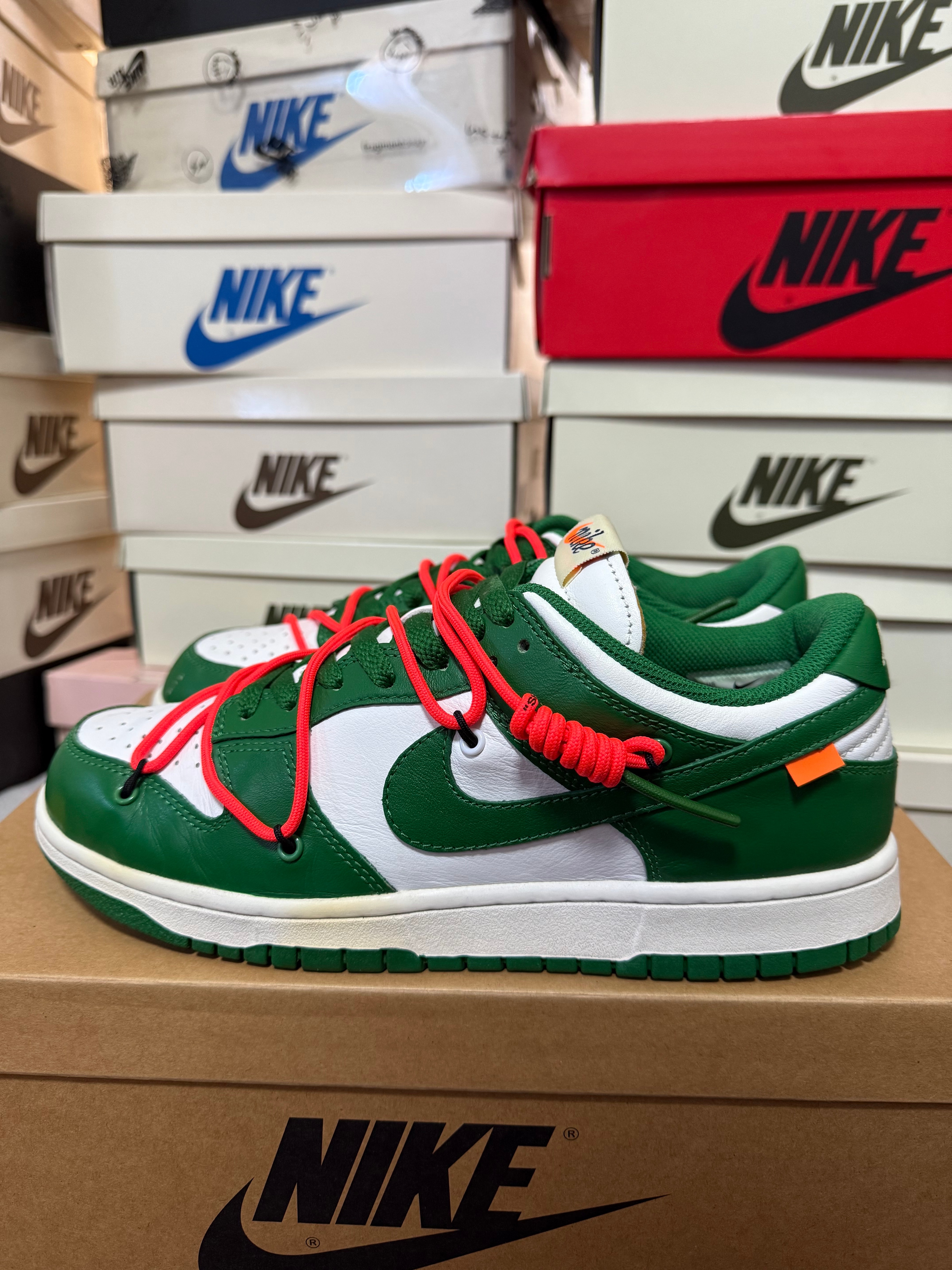 Off-White × Nike Dunk Low "White/Pine Green"