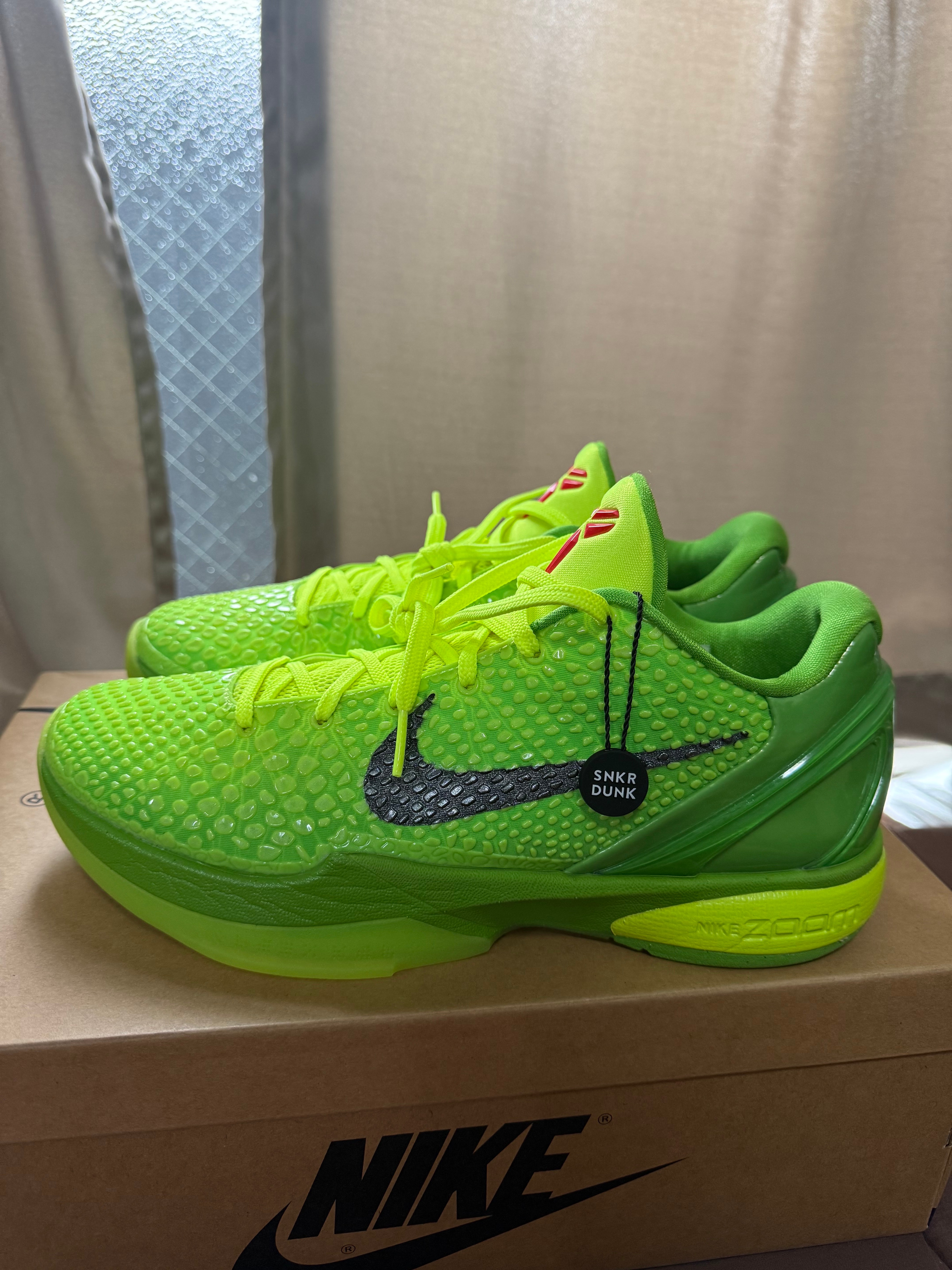 ナイキ コービー6 プロトロ "グリンチ" (2020)　　