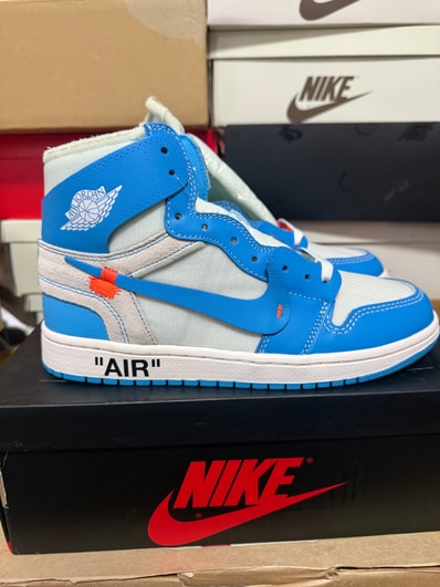 Off-White × Nike Air Jordan 1 High UNC "White/Dark Powder Blue"