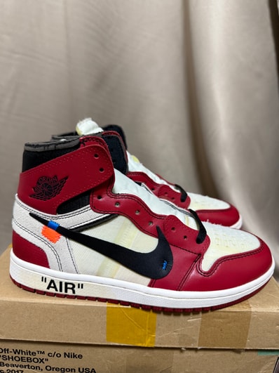 Off-White × Nike Air Jordan 1 Retro High The Ten "Chicago"