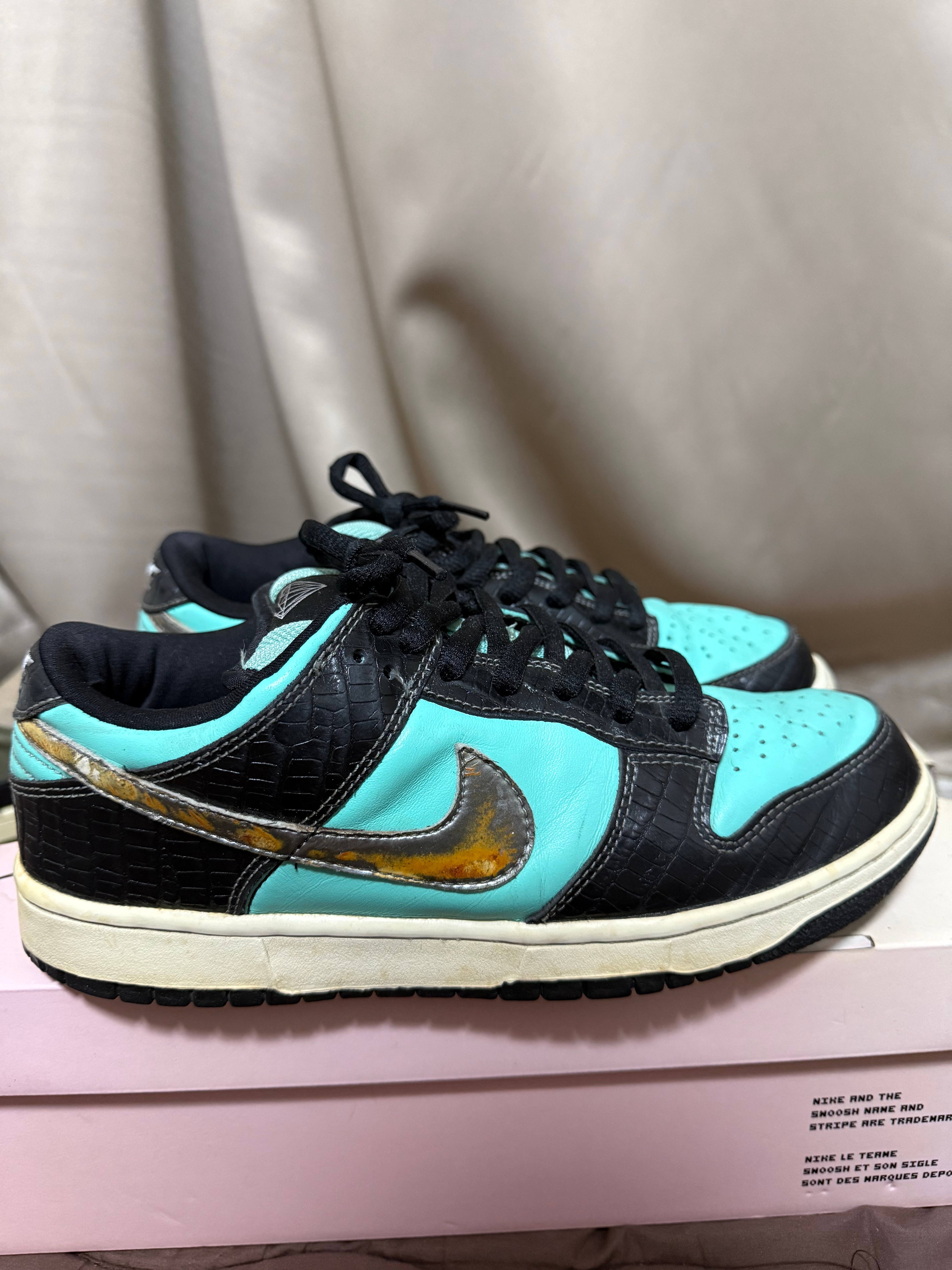 Nike SB Dunk Low Diamond Suppil Co. "Tiffany"
