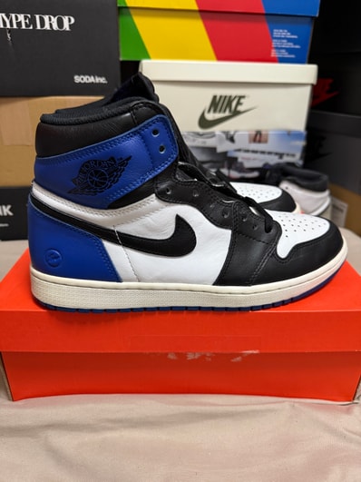 fragment design × Nike Air Jordan 1 Retro High OG "Black/Sport Royal/White"