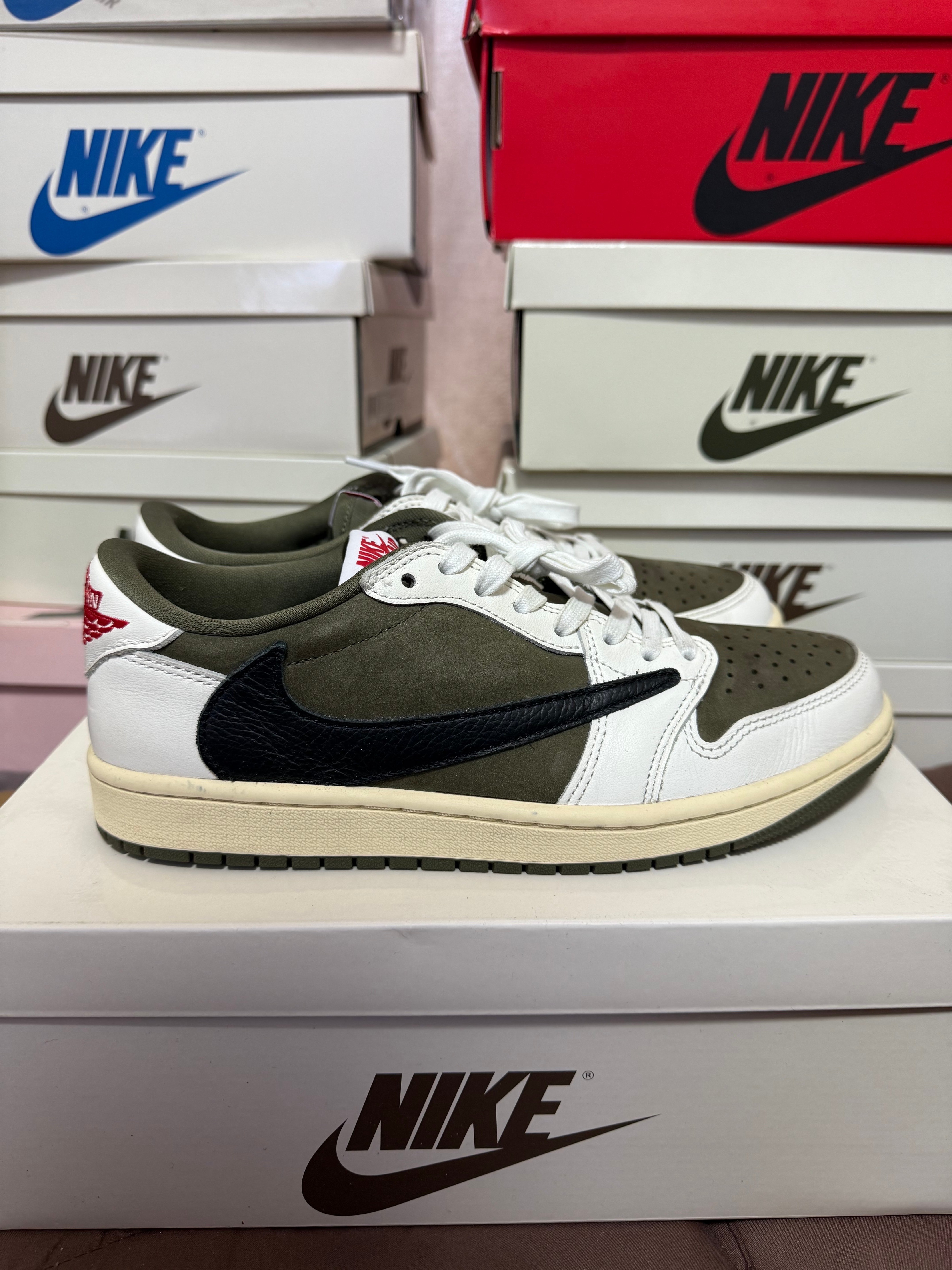 Travis Scott × Nike Air Jordan 1 Low OG SP "Reverse Olive"