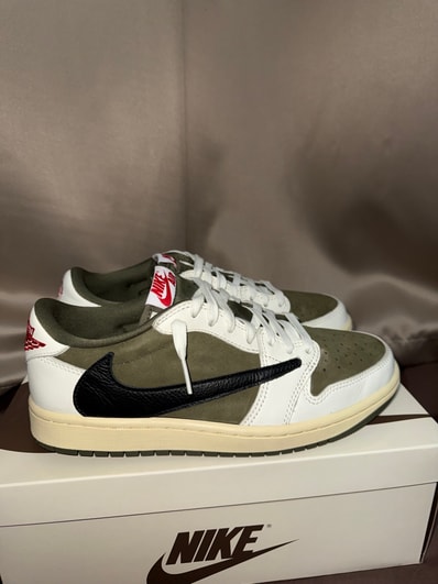 Travis Scott × Nike Air Jordan 1 Low OG SP "Reverse Olive"