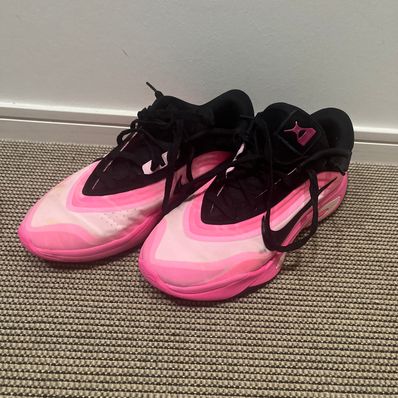 Nike Women's A'One "Leo Lights" (FZ8605-001/FZ8606-001)