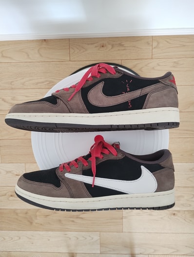Travis Scott × Nike Air Jordan 1 Low OG SP-T "Black/Dark Mocha"