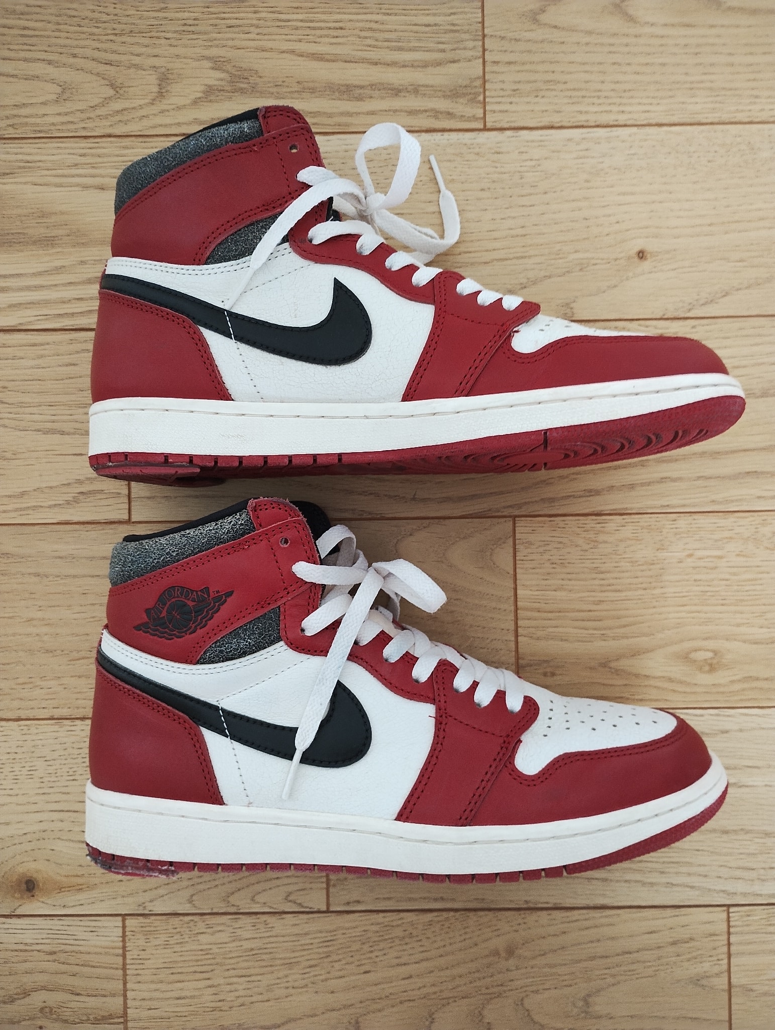 Nike Air Jordan 1 High OG "Lost & Found/Chicago"