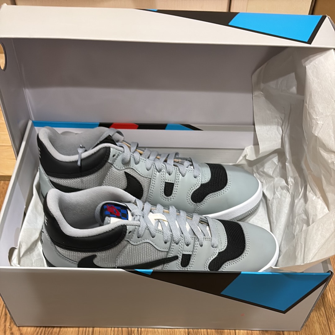 Travis Scott Cactus Jack × Nike Attack (Mac Attack) "Light Smoke Grey"