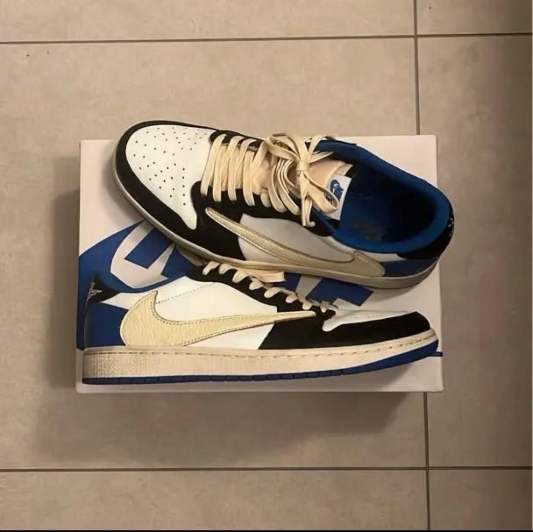 Travis Scott × fragment design × Nike Air Jordan 1 Low OG SP "Military Blue"