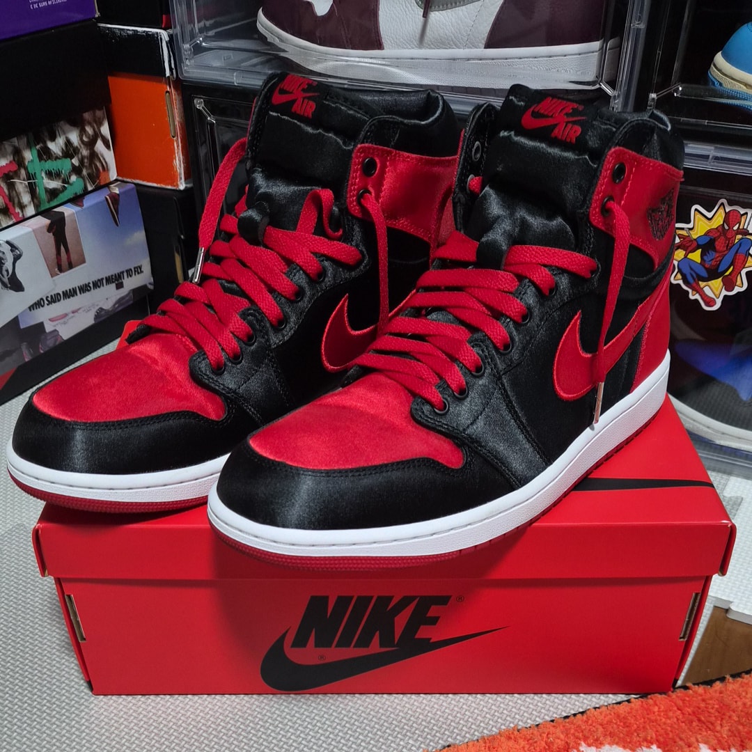 ナイキ ウィメンズ エアジョーダン1 レトロ ハイ OG 