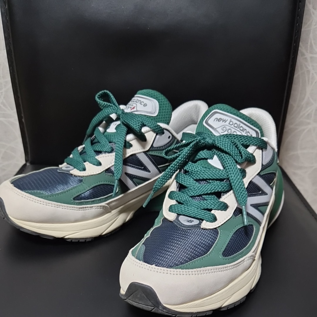 大谷翔平 × ニューバランス 990V6 "ホワイト/マーシュグリーン/アウタースペース"