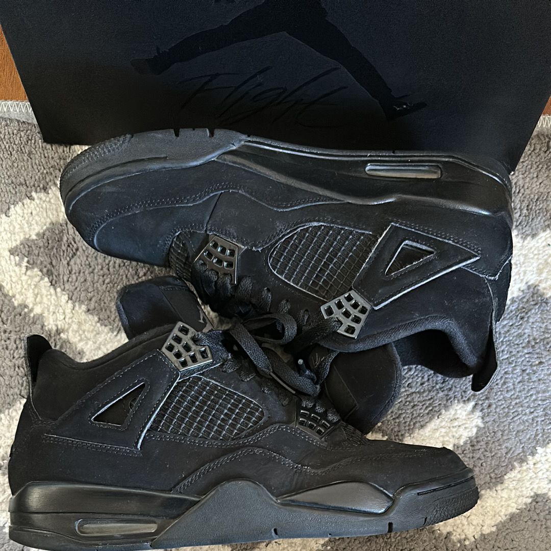Nike Air Jordan 4 "Black Cat"