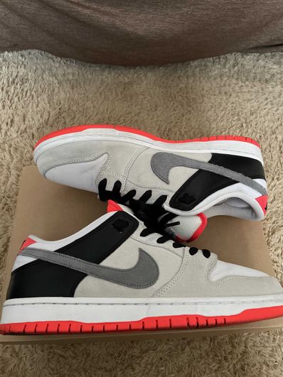 Nike SB Dunk Low "Infrared"