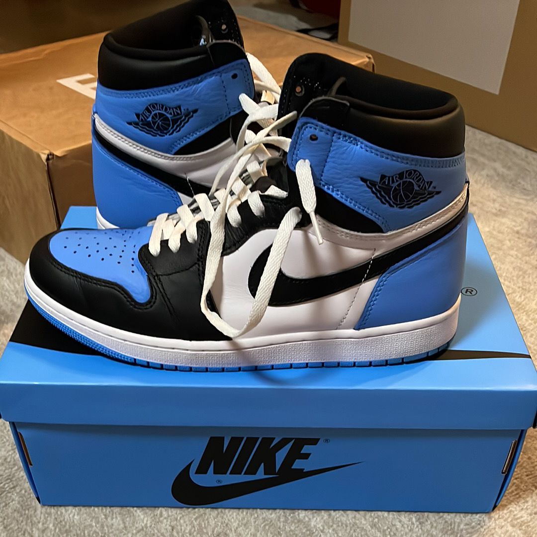 Nike Air Jordan 1 Retro High OG "University Blue/UNC Toe"