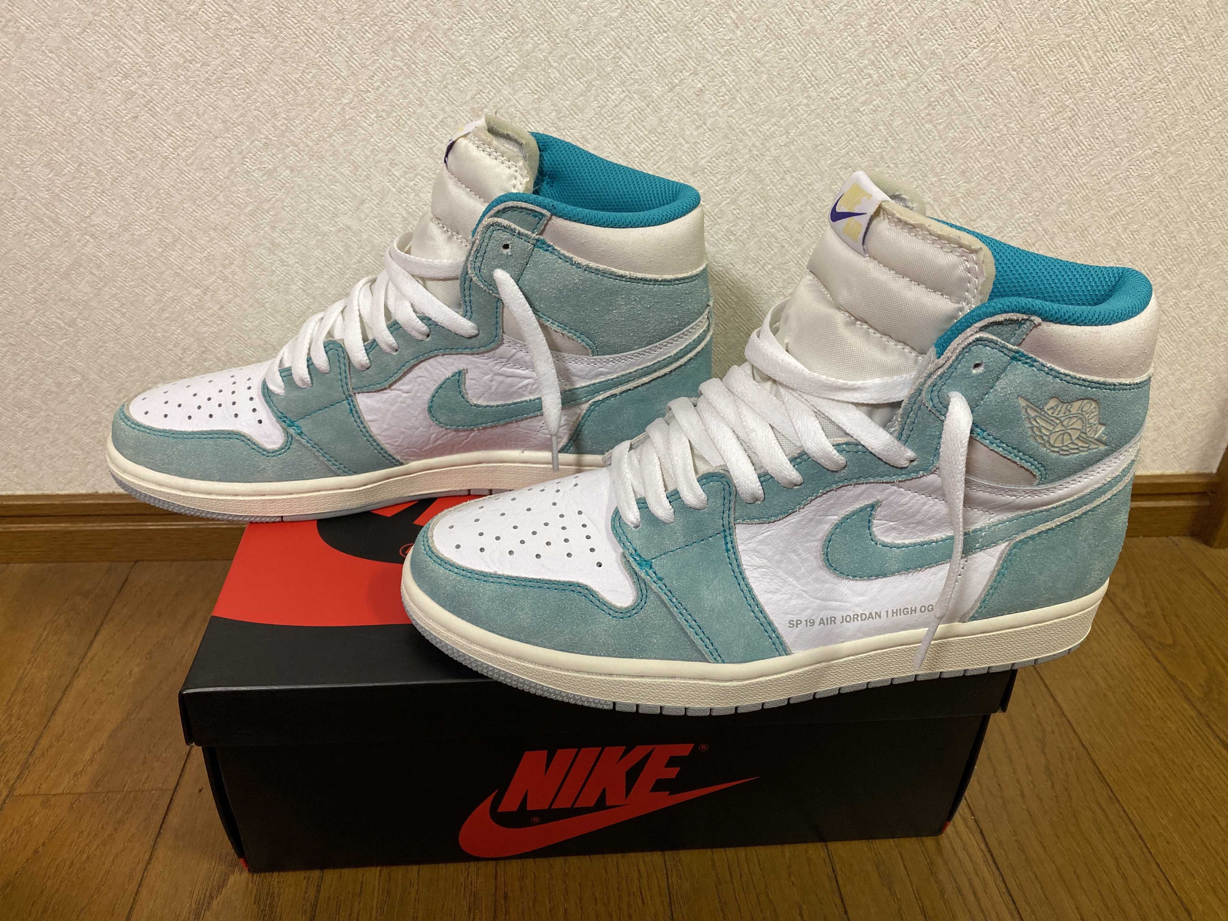 Nike Air Jordan 1 Retro High OG "Turbo Green"