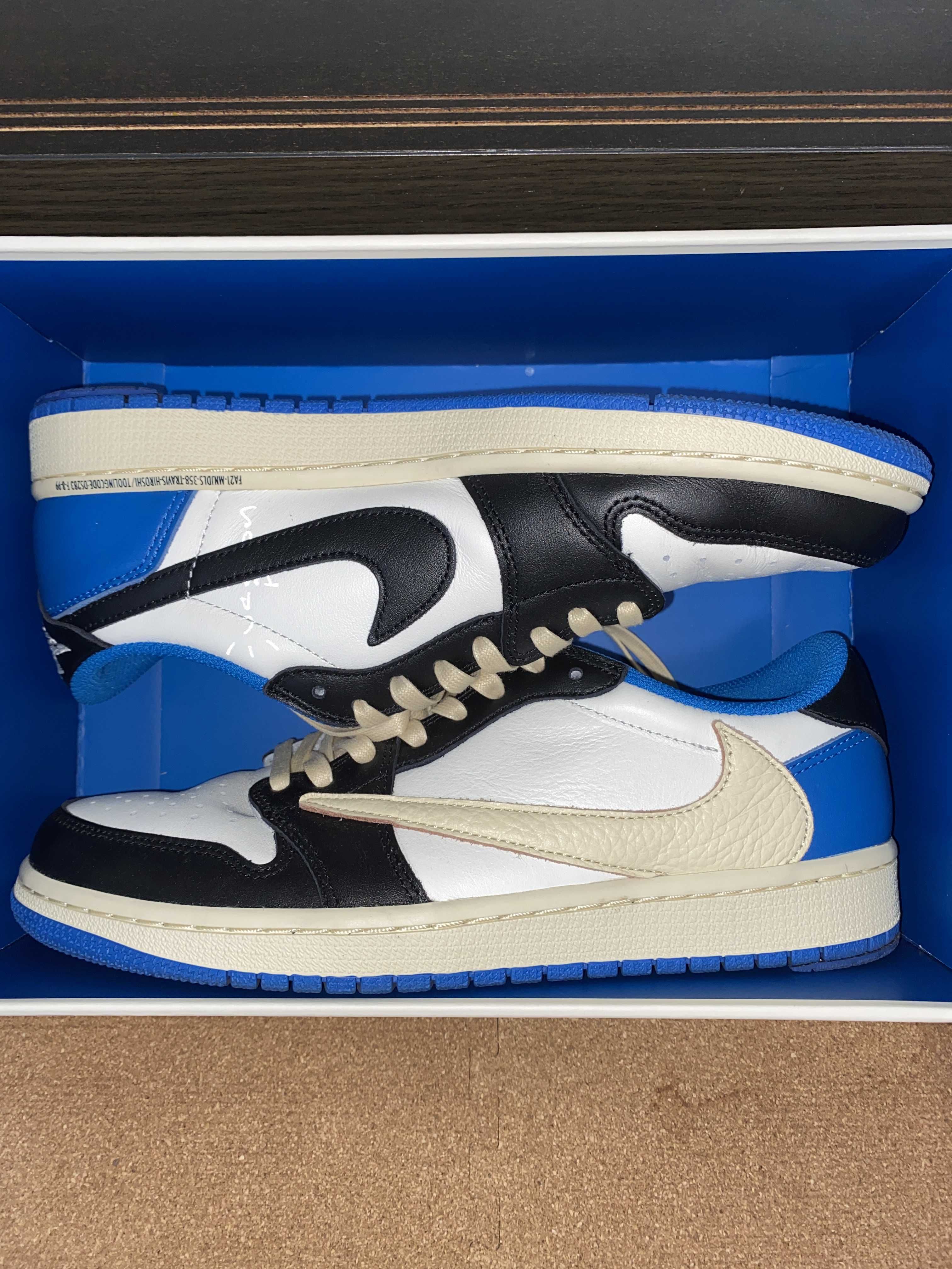 Travis Scott × fragment design × Nike Air Jordan 1 Low OG SP "Military Blue"