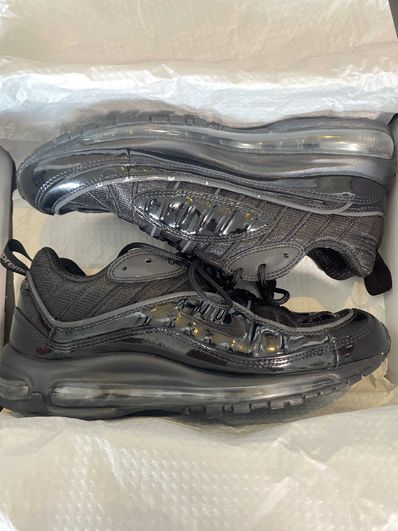 Supreme × Nike Air Max 98 "Black"