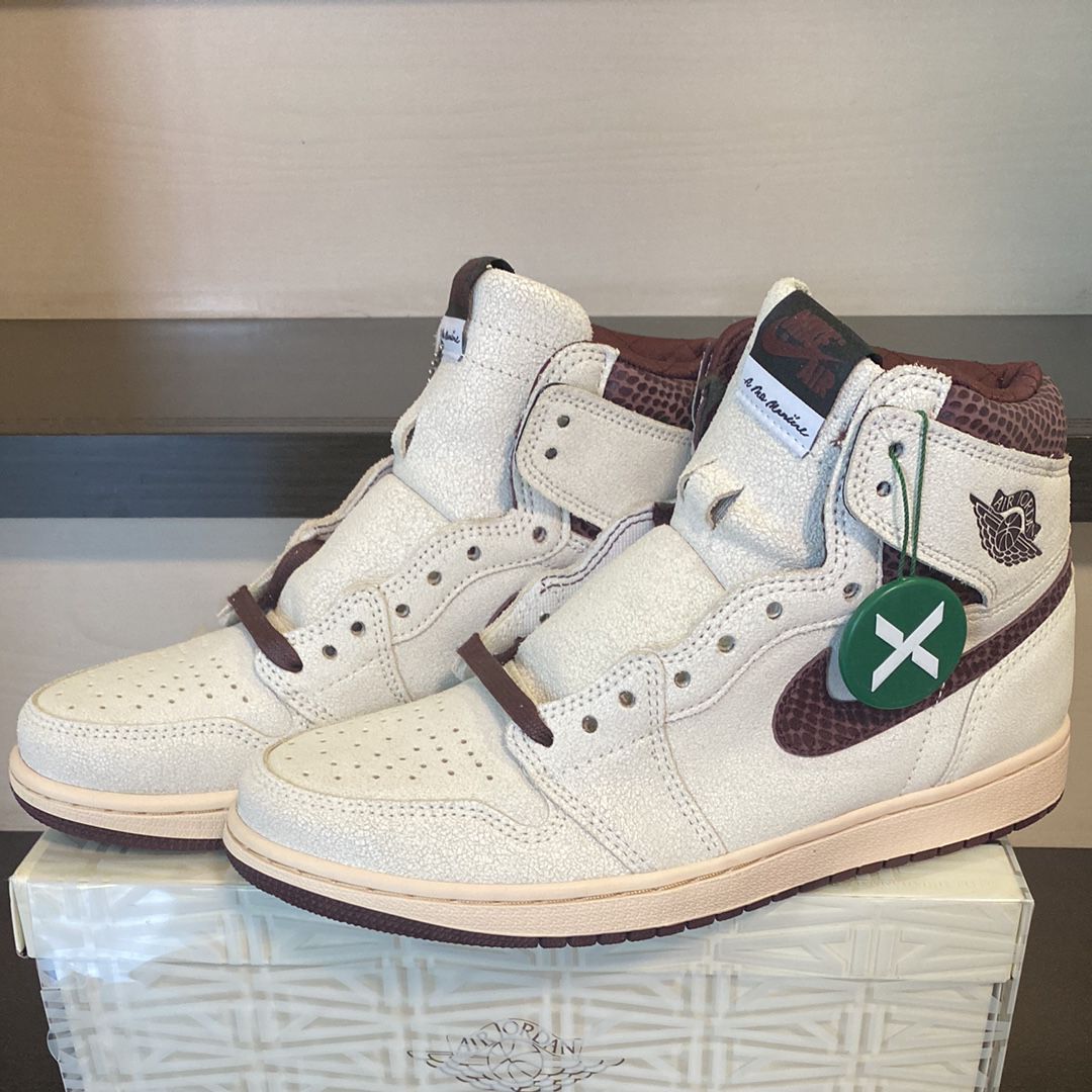 A Ma Maniere × Nike Air Jordan 1 Retro High OG "Sail and Burgundy"