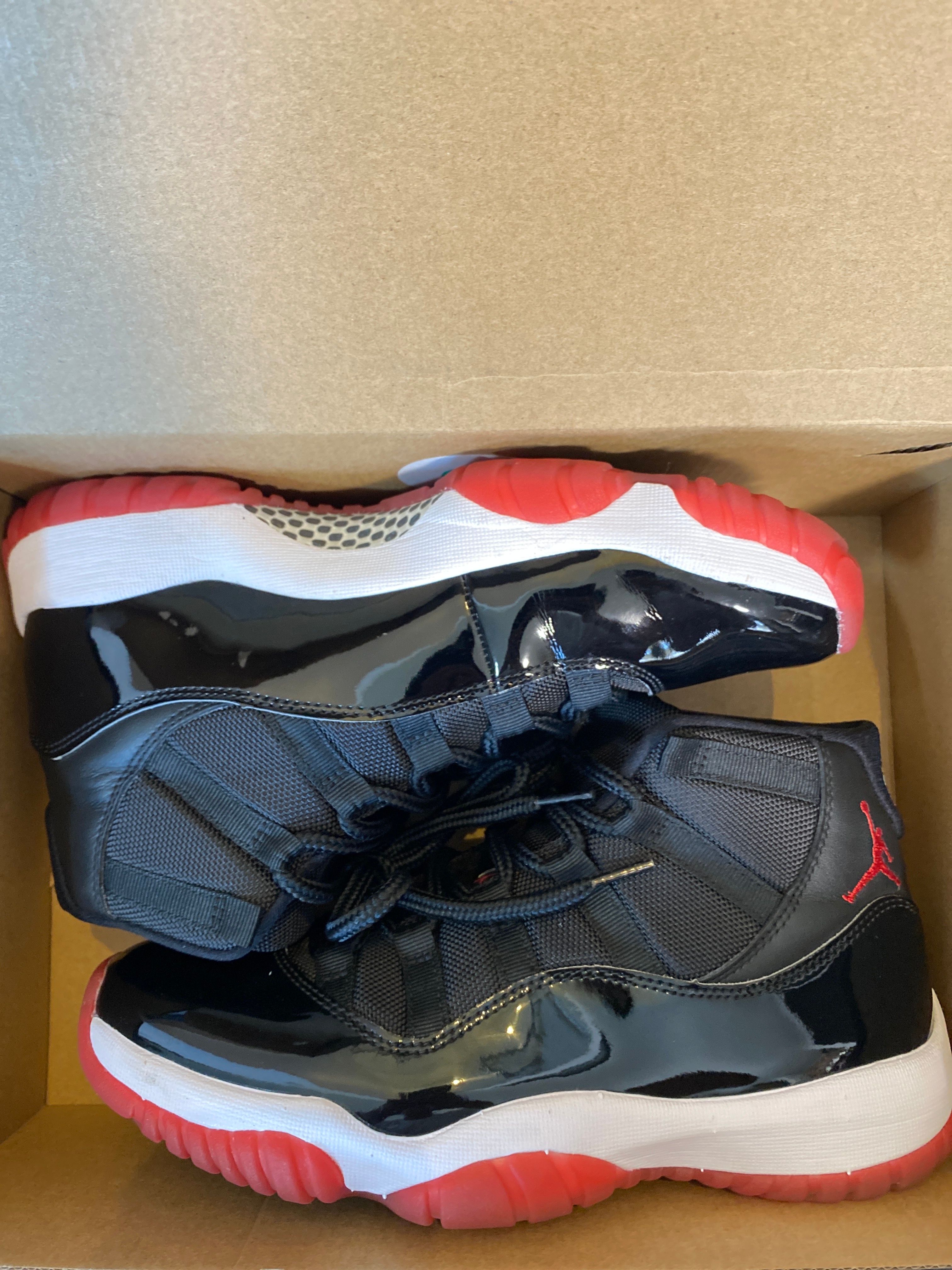 Nike Air Jordan 11 Retro "Bred"