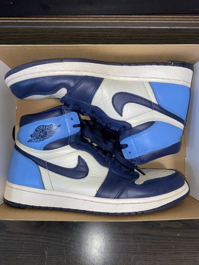 Nike Air Jordan 1 Retro High OG "Obsidian/University Blue"