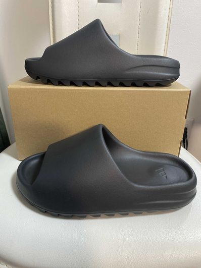 adidas YEEZY Slide "Onyx"