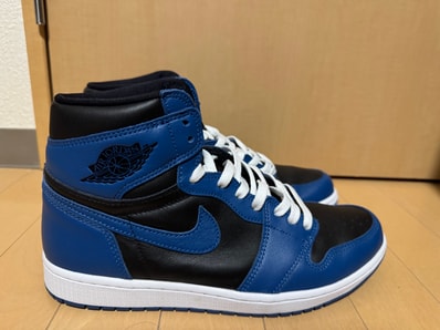 Nike Air Jordan 1 Retro High OG "Dark Marina Blue"